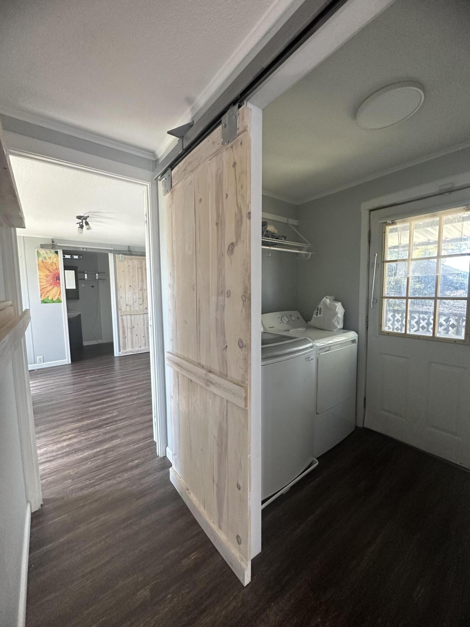 Metolius Mob Manor - Residential