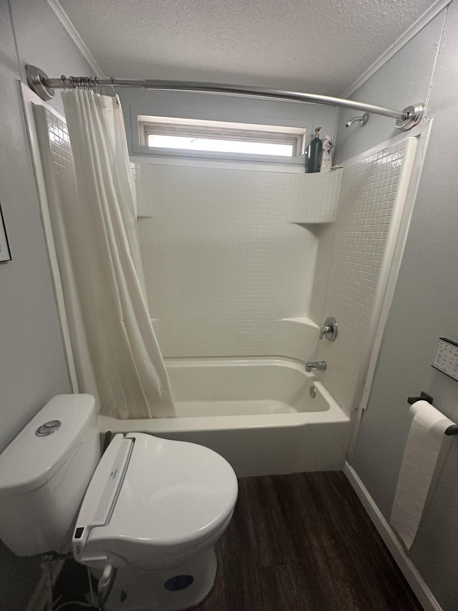 Metolius Mob Manor - Residential