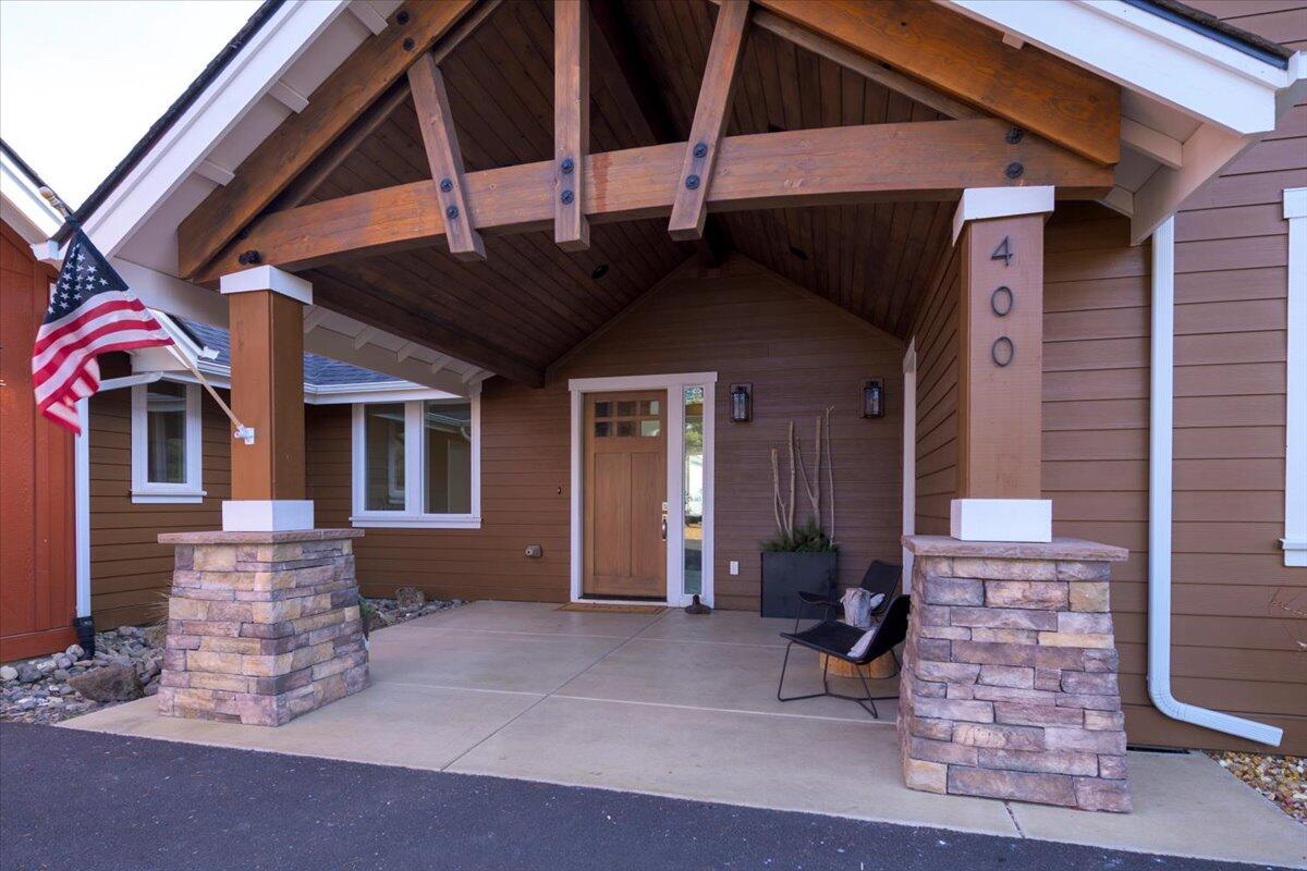 400 NW 89th Street