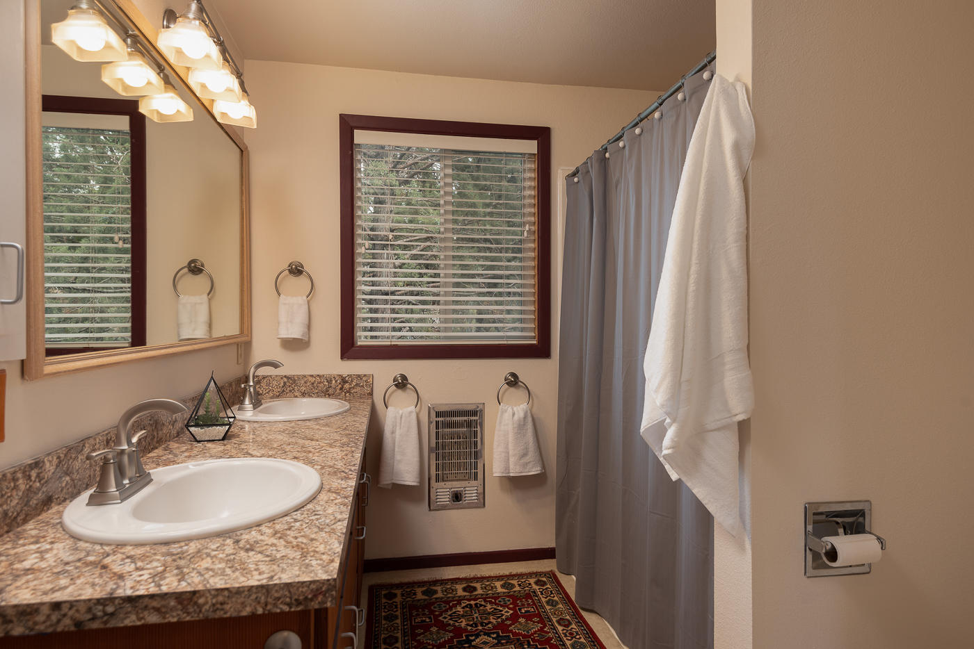 Rusty Hills Condo - Residential