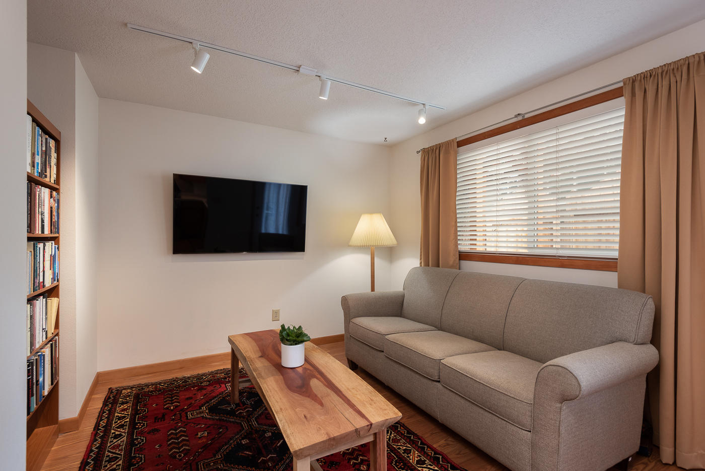 Rusty Hills Condo - Residential