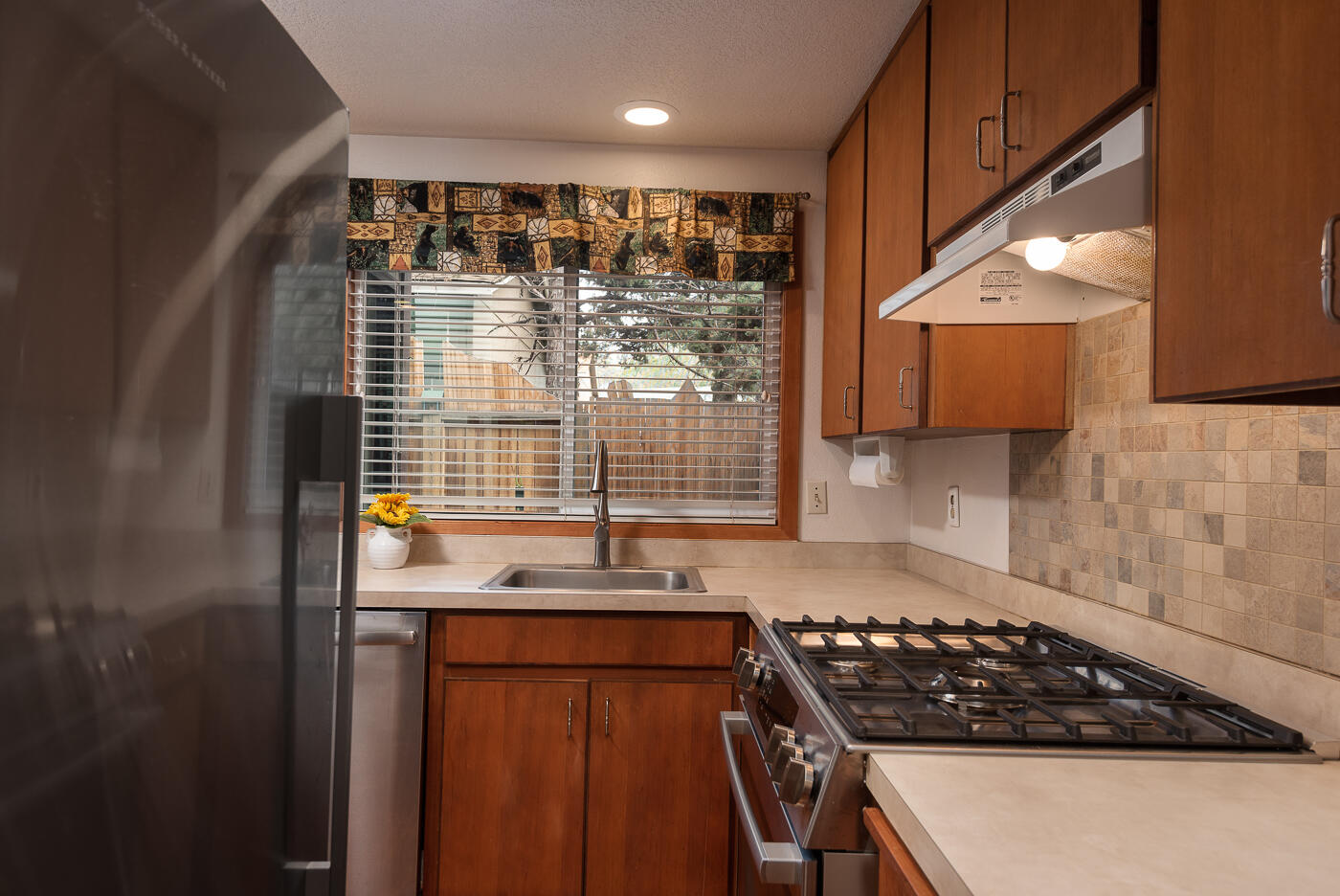 Rusty Hills Condo - Residential