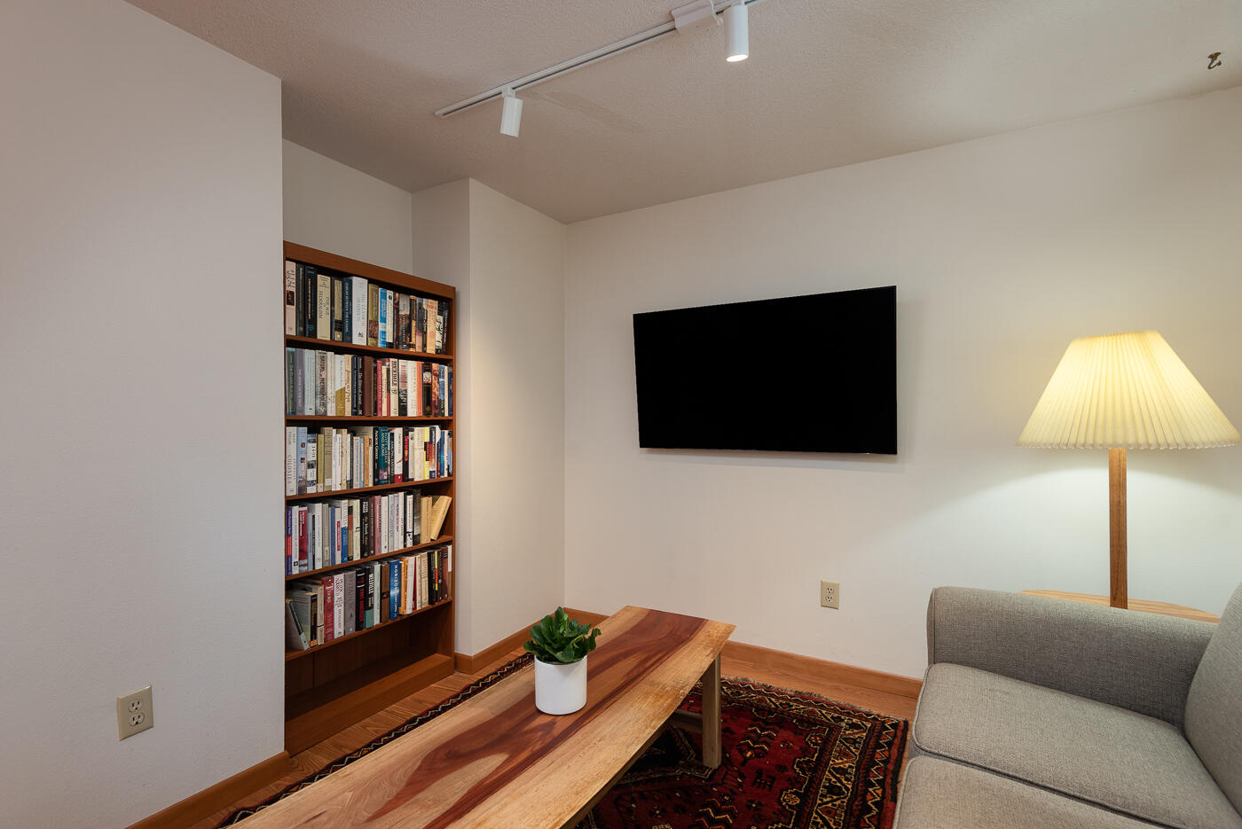 Rusty Hills Condo - Residential