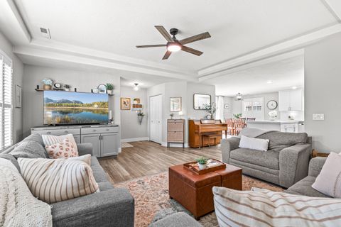 Tiny photo for 981 Garden Springs Circle, Medford, OR 97504 (MLS # 220214098)