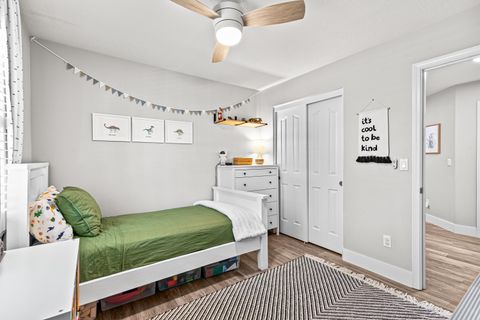 Tiny photo for 981 Garden Springs Circle, Medford, OR 97504 (MLS # 220214098)