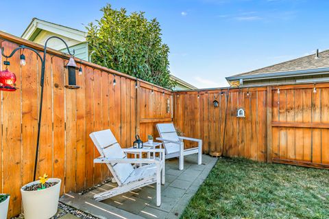 Tiny photo for 981 Garden Springs Circle, Medford, OR 97504 (MLS # 220214098)