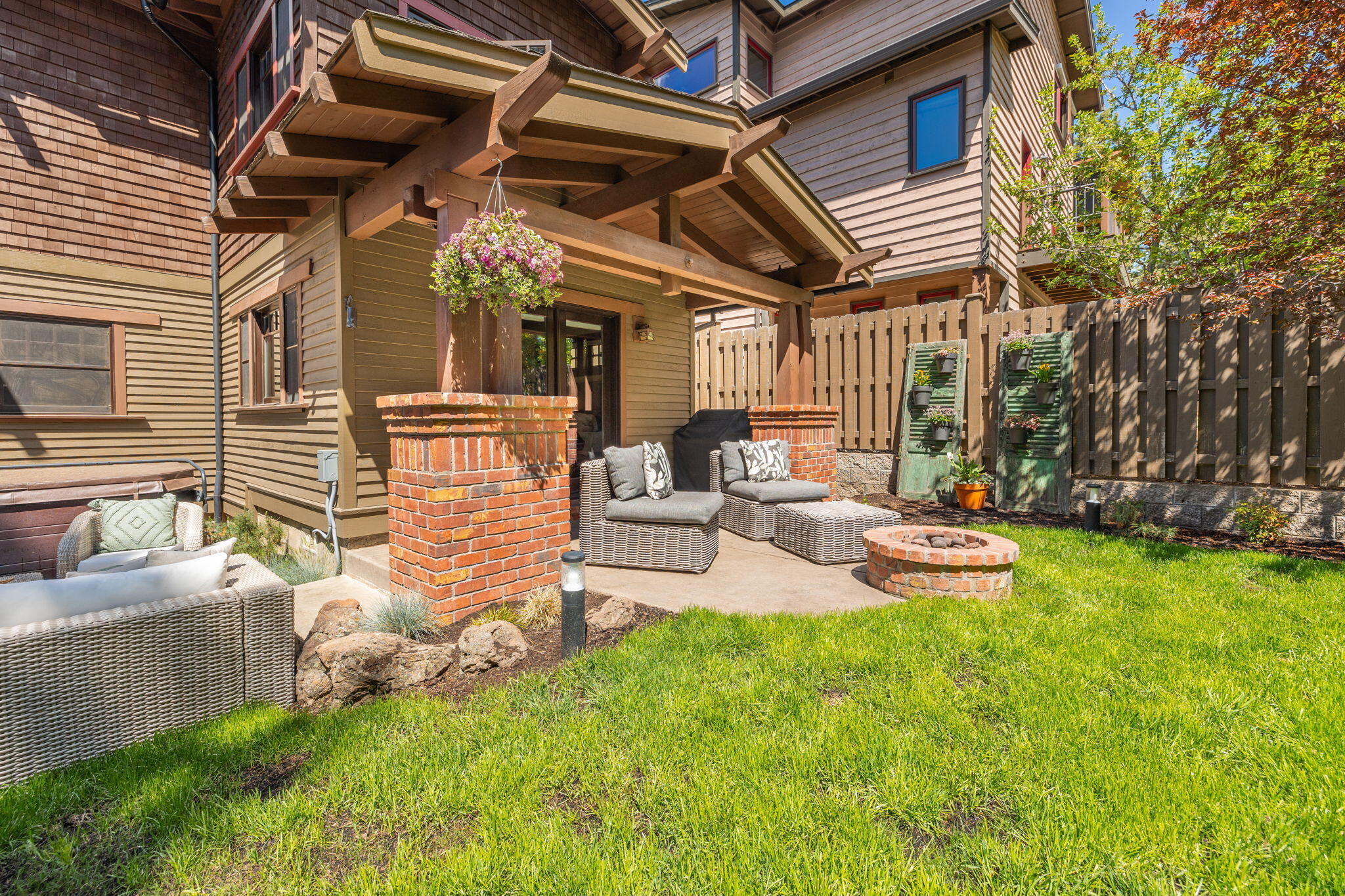 Bend View - Residential