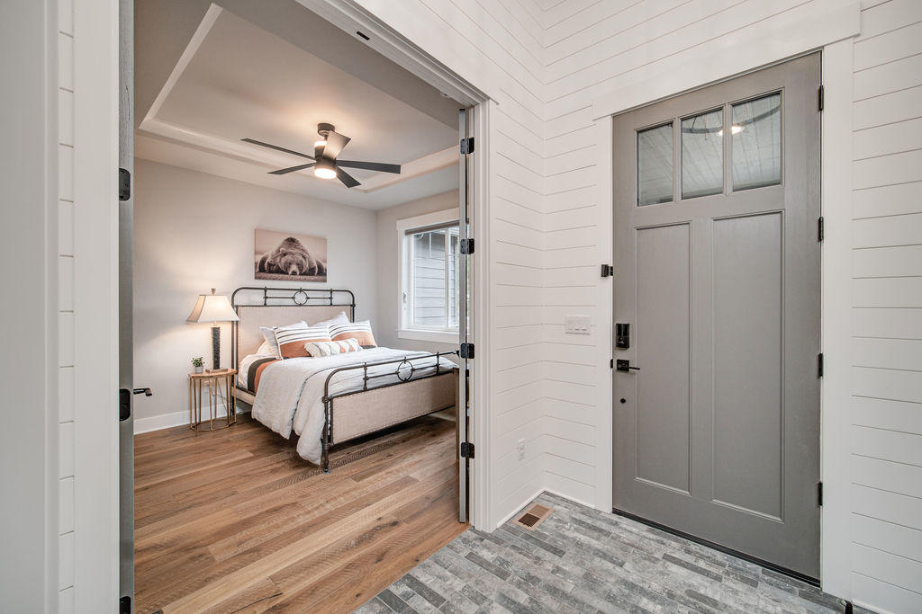 7th Mtn Golf Village - Residential