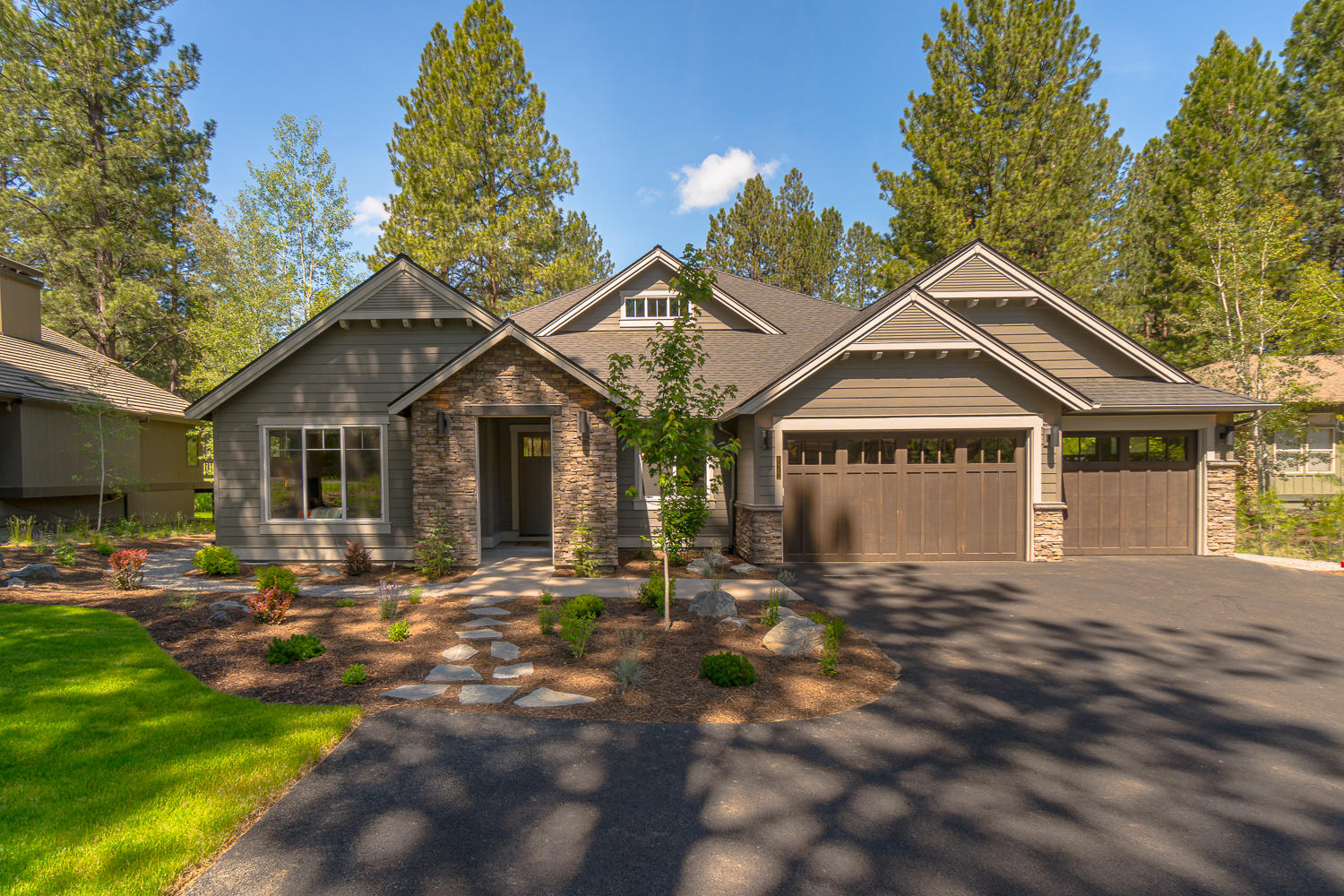 7th Mtn Golf Village - Residential