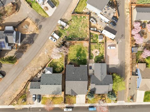 Tiny photo for 2845 SW 31st Street, Redmond, OR 97756 (MLS # 220217544)