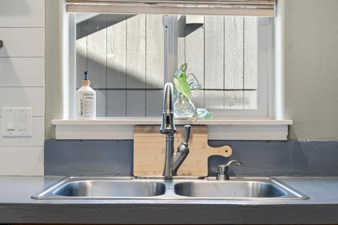 Tiny photo for 2845 SW 31st Street, Redmond, OR 97756 (MLS # 220217544)