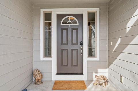 Tiny photo for 2845 SW 31st Street, Redmond, OR 97756 (MLS # 220217544)