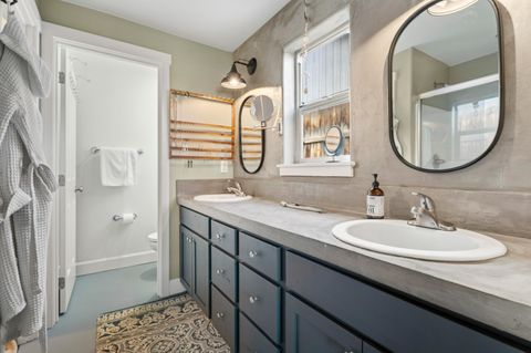 Tiny photo for 2845 SW 31st Street, Redmond, OR 97756 (MLS # 220217544)