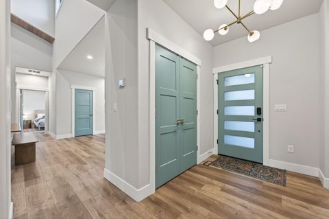 Tiny photo for 17915 Playoff Lane, Sunriver, OR 97707 (MLS # 220221341)