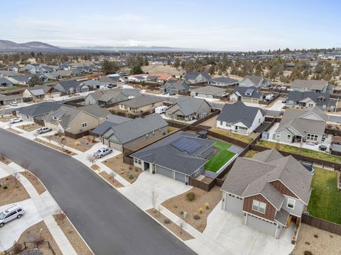 Tiny photo for 4327 SW Badger Creek Drive, Redmond, OR 97756 (MLS # 220212733)