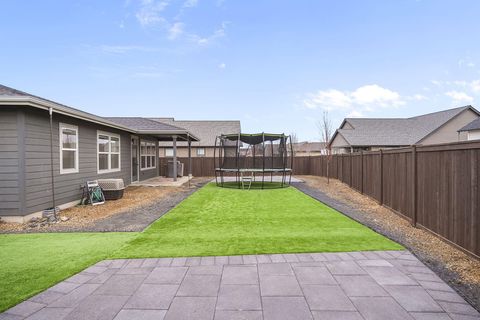 Tiny photo for 4327 SW Badger Creek Drive, Redmond, OR 97756 (MLS # 220212733)