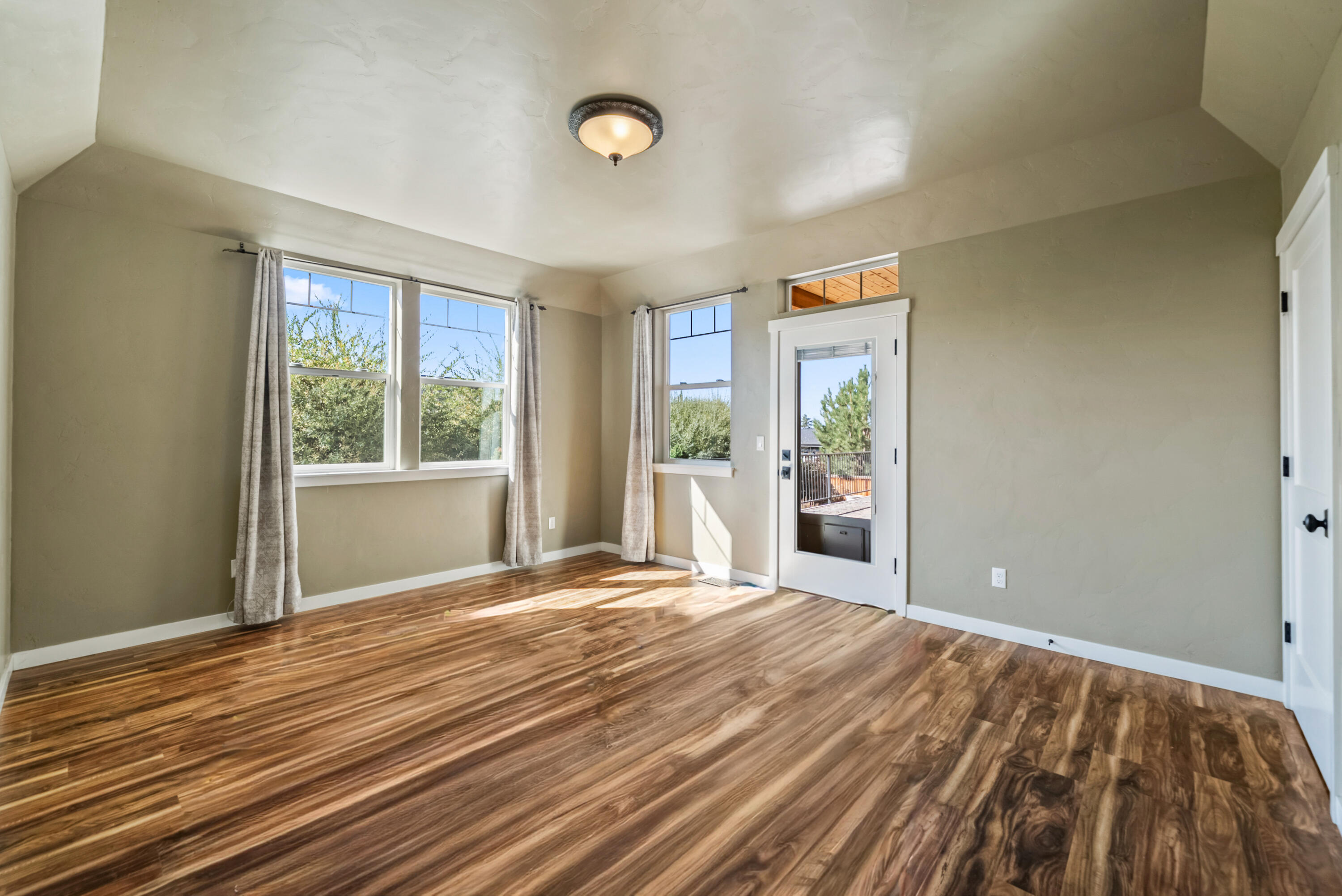 Forked Horn Butte - Residential