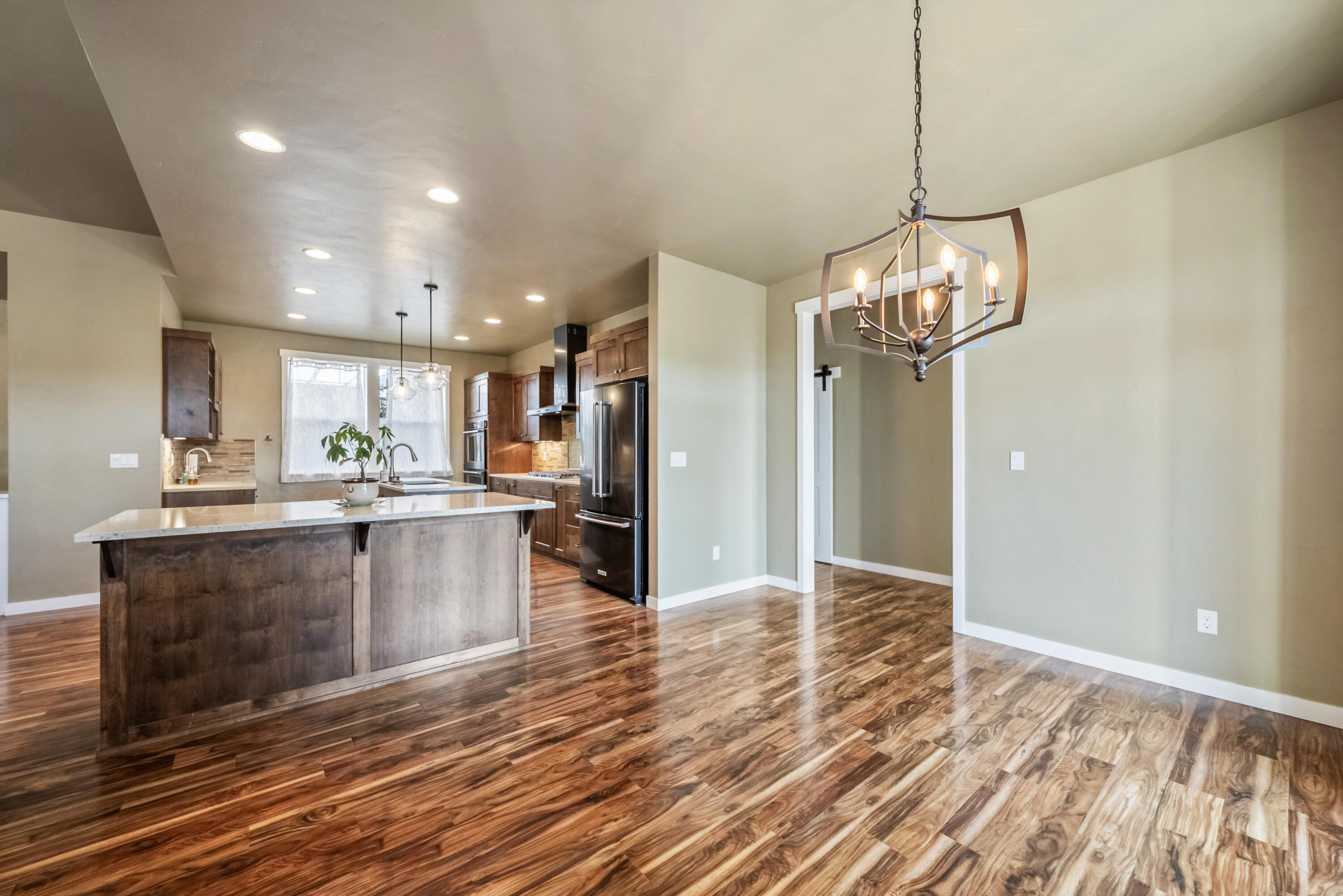 Forked Horn Butte - Residential