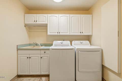 Tiny photo for 2640 Nile Street, Klamath Falls, OR 97603 (MLS # 220225855)
