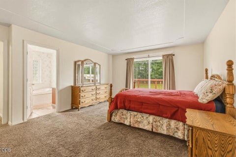 Tiny photo for 2640 Nile Street, Klamath Falls, OR 97603 (MLS # 220225855)