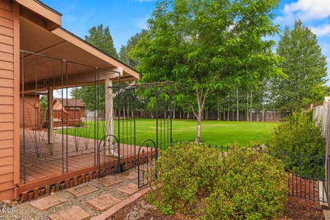 Tiny photo for 2640 Nile Street, Klamath Falls, OR 97603 (MLS # 220225855)