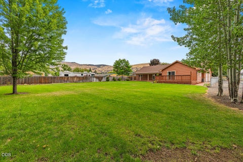 Tiny photo for 2640 Nile Street, Klamath Falls, OR 97603 (MLS # 220225855)