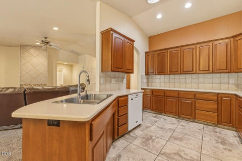Tiny photo for 2640 Nile Street, Klamath Falls, OR 97603 (MLS # 220225855)