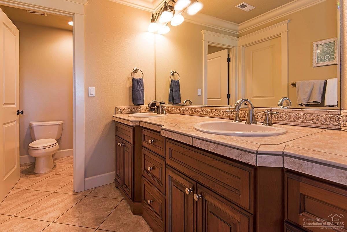 Broken Top - Residential