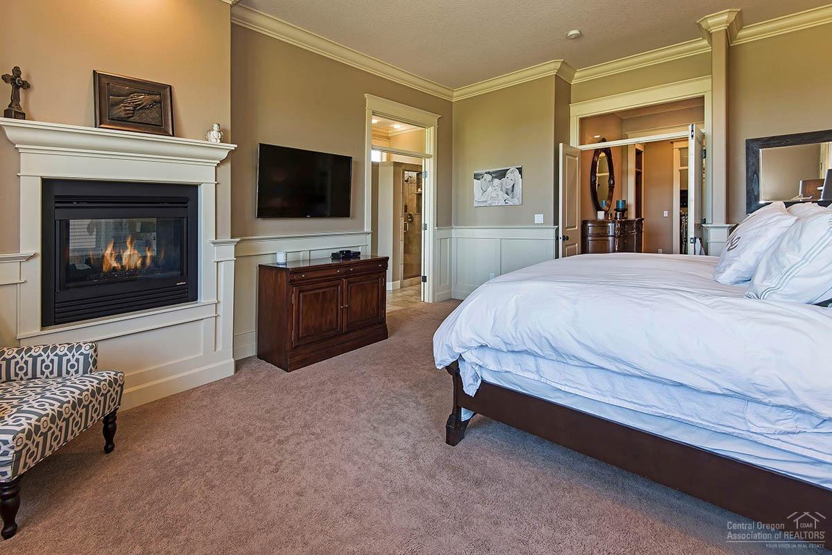 Broken Top - Residential