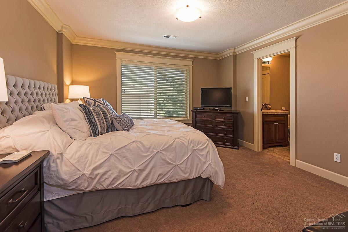 Broken Top - Residential