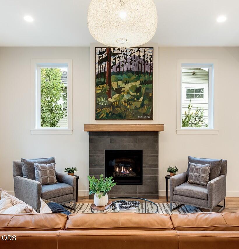 2424 NW Crossing Drive