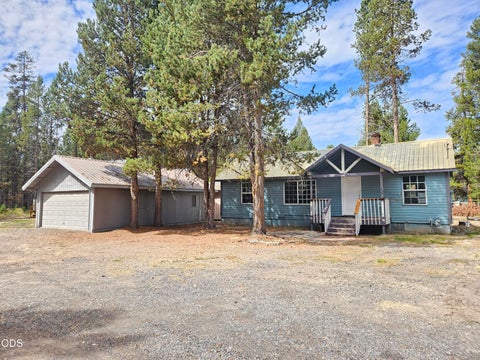 Photo of 436 Bonner Lane, Crescent, OR 97733 (MLS # 220228718)