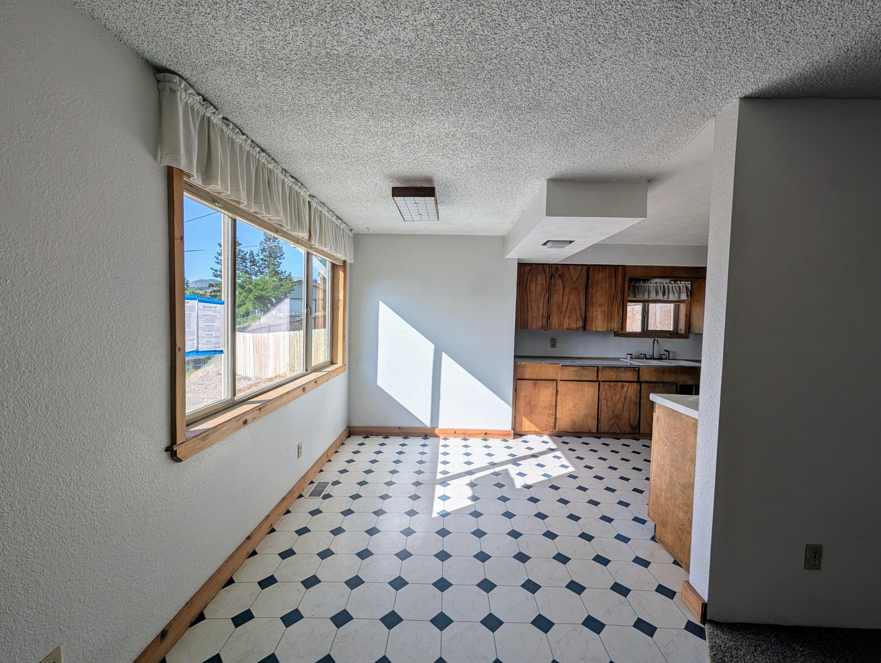 Klamath Falls -Buena Vista Addition - Residential