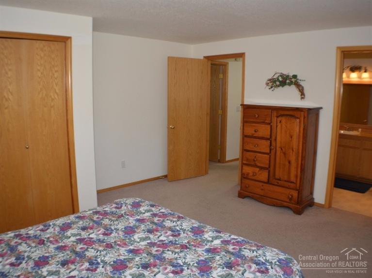 Fairway Crest Village - Residential