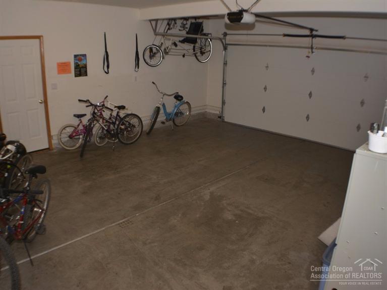 Fairway Crest Village - Residential