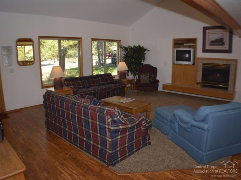 Fairway Crest Village - Residential