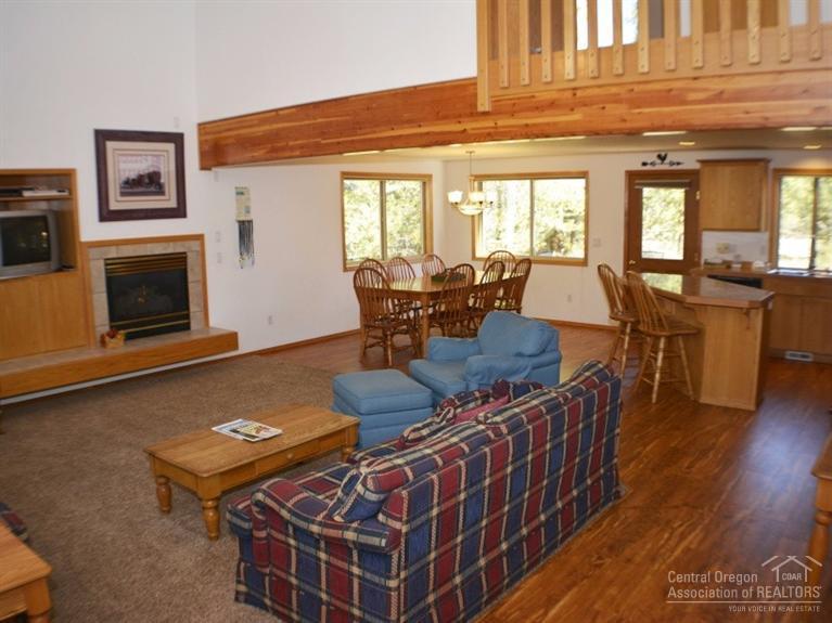 Fairway Crest Village - Residential