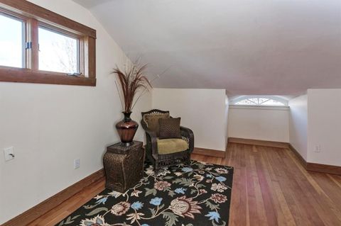 Tiny photo for 19 Gresham Street, Ashland, OR 97520 (MLS # 220212546)
