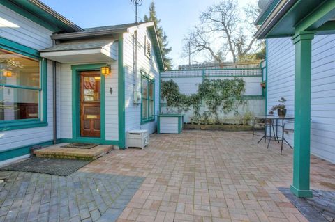 Tiny photo for 19 Gresham Street, Ashland, OR 97520 (MLS # 220212546)