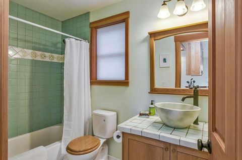 Tiny photo for 19 Gresham Street, Ashland, OR 97520 (MLS # 220212546)