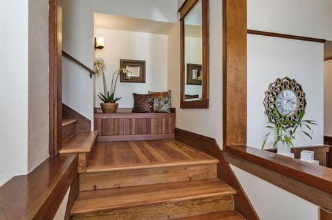 Tiny photo for 19 Gresham Street, Ashland, OR 97520 (MLS # 220212546)