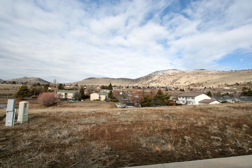 Come see these great lots near shopping, Mike's Fieldhouse and are right in the center of Klamath Falls. CCR's call for stick-built homes over 1000 sq ft with an attached 2 car garage. Contact the selling agent for additional details. Tax information is for the lot only.