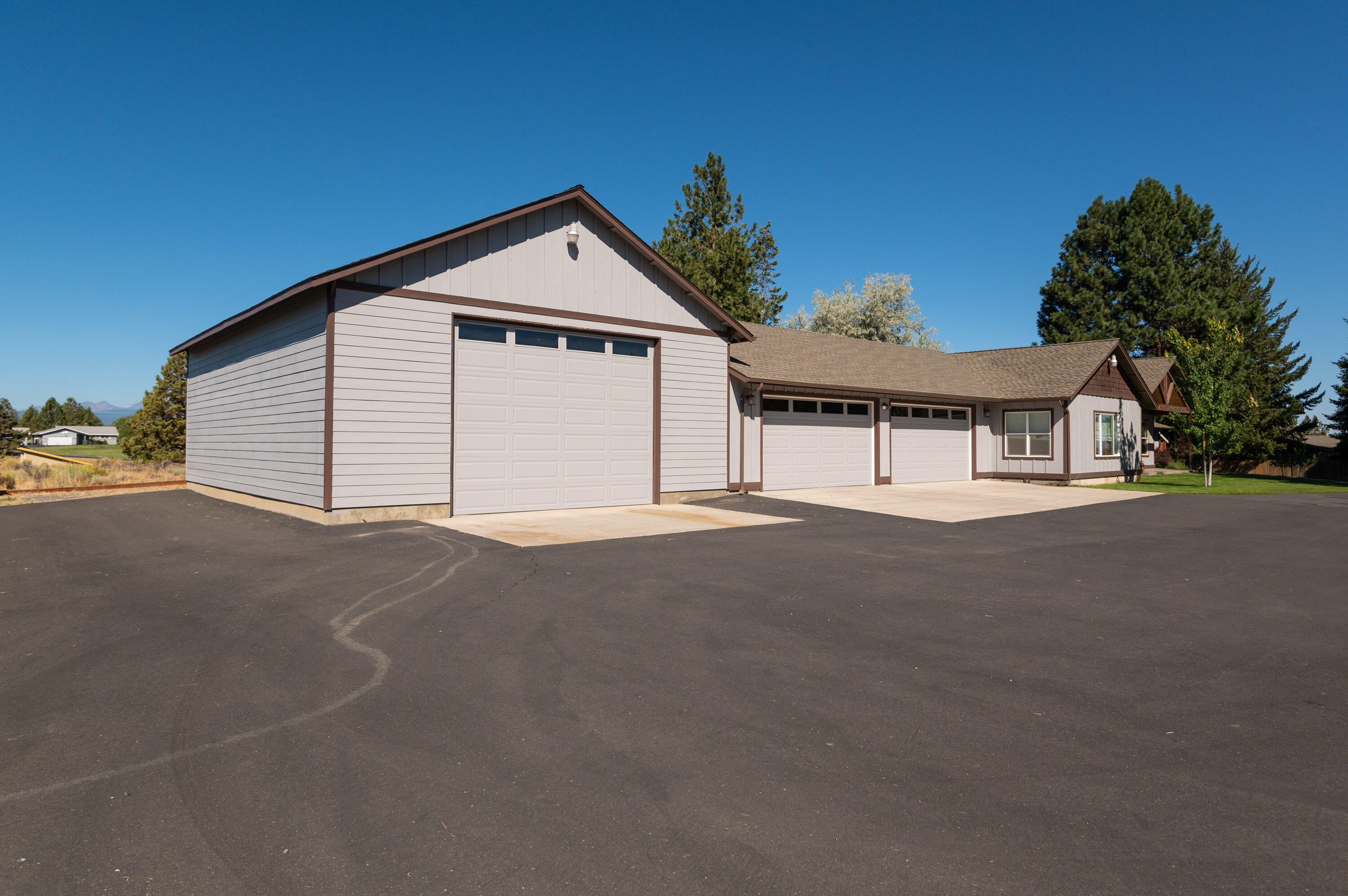 Dobbin Acres - Residential