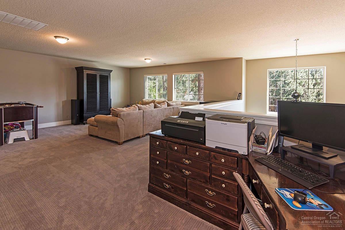 Pine Ridge Estates - Residential