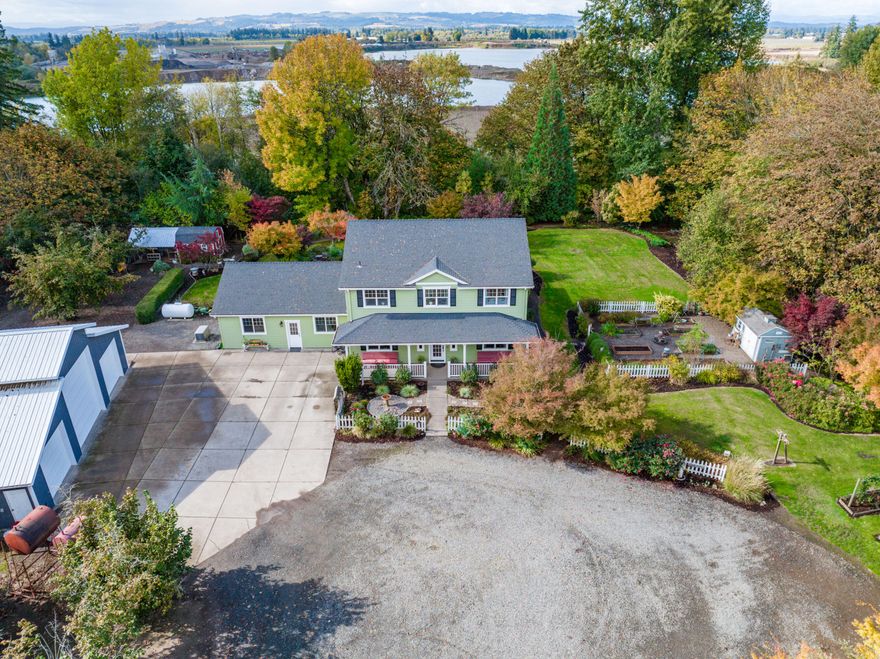 This sprawling 110 acre secluded recreational property includes 45 acres of 
lakes, providing excellent opportunities for fishing, kayaking, skiing, wakeboarding or simply enjoying the peaceful and completely unique environment. Two of the lakes are teaming with huge largemouth bass, and an abundance of panfish. At the end of the long private driveway sits the beautifully designed 4000 sqft home with a large open concept kitchen, living room and pergola covered patio all overlooking the expansive property.