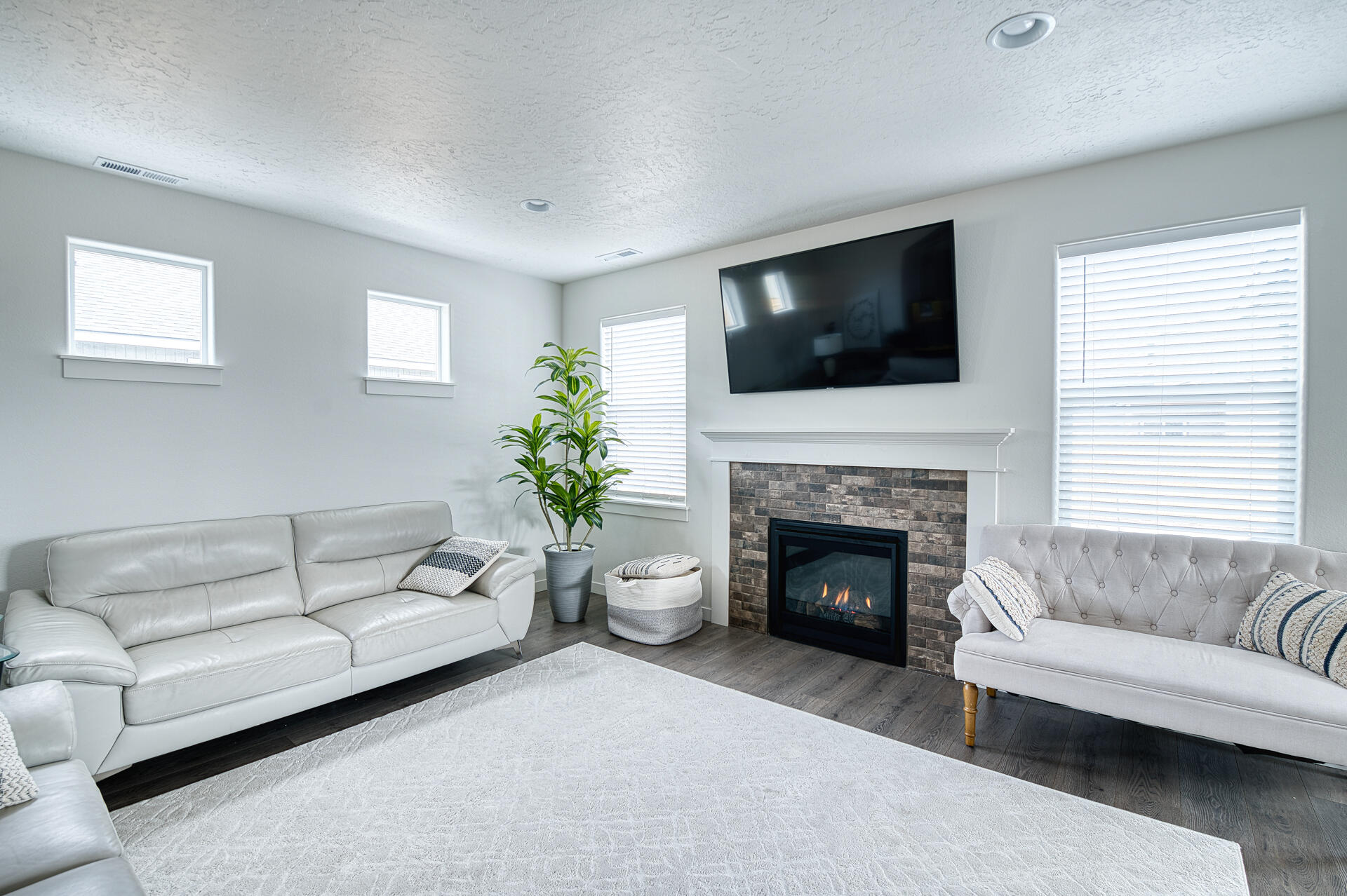 Cinder Butte Village - Residential