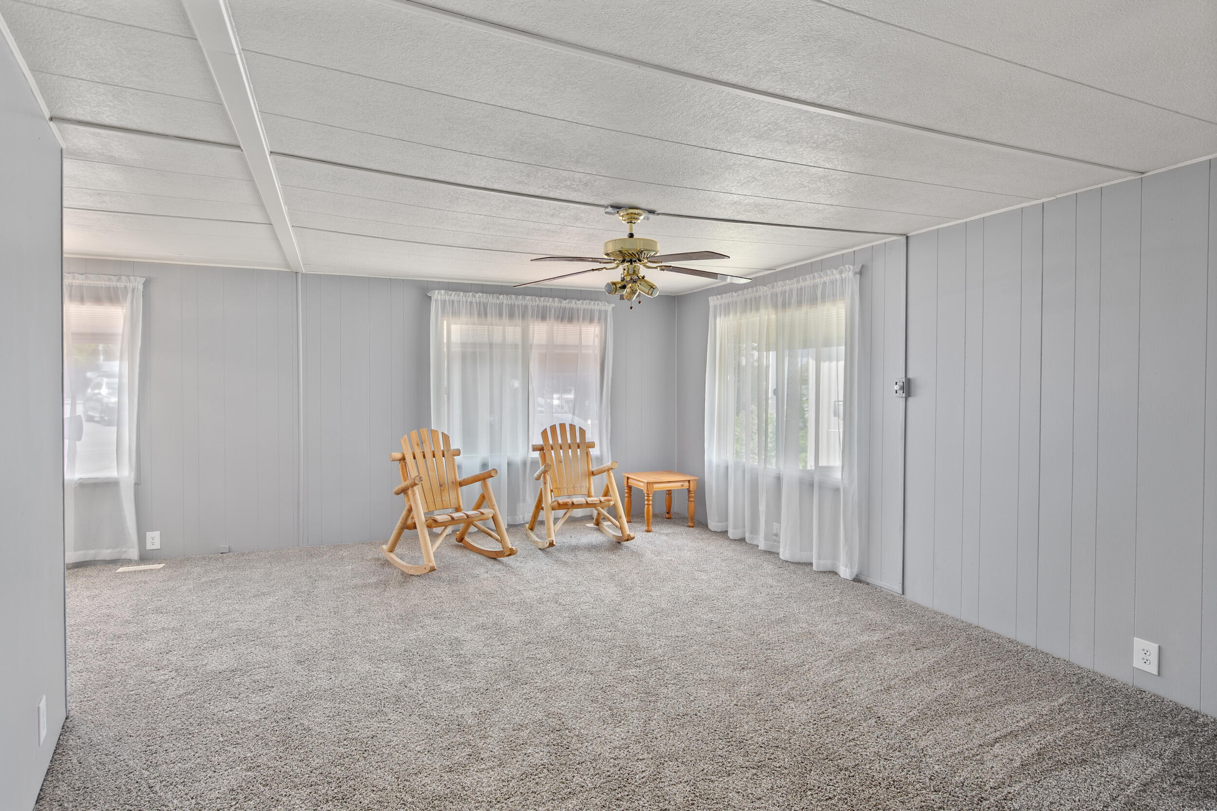 Rogue Lea Estates - Residential