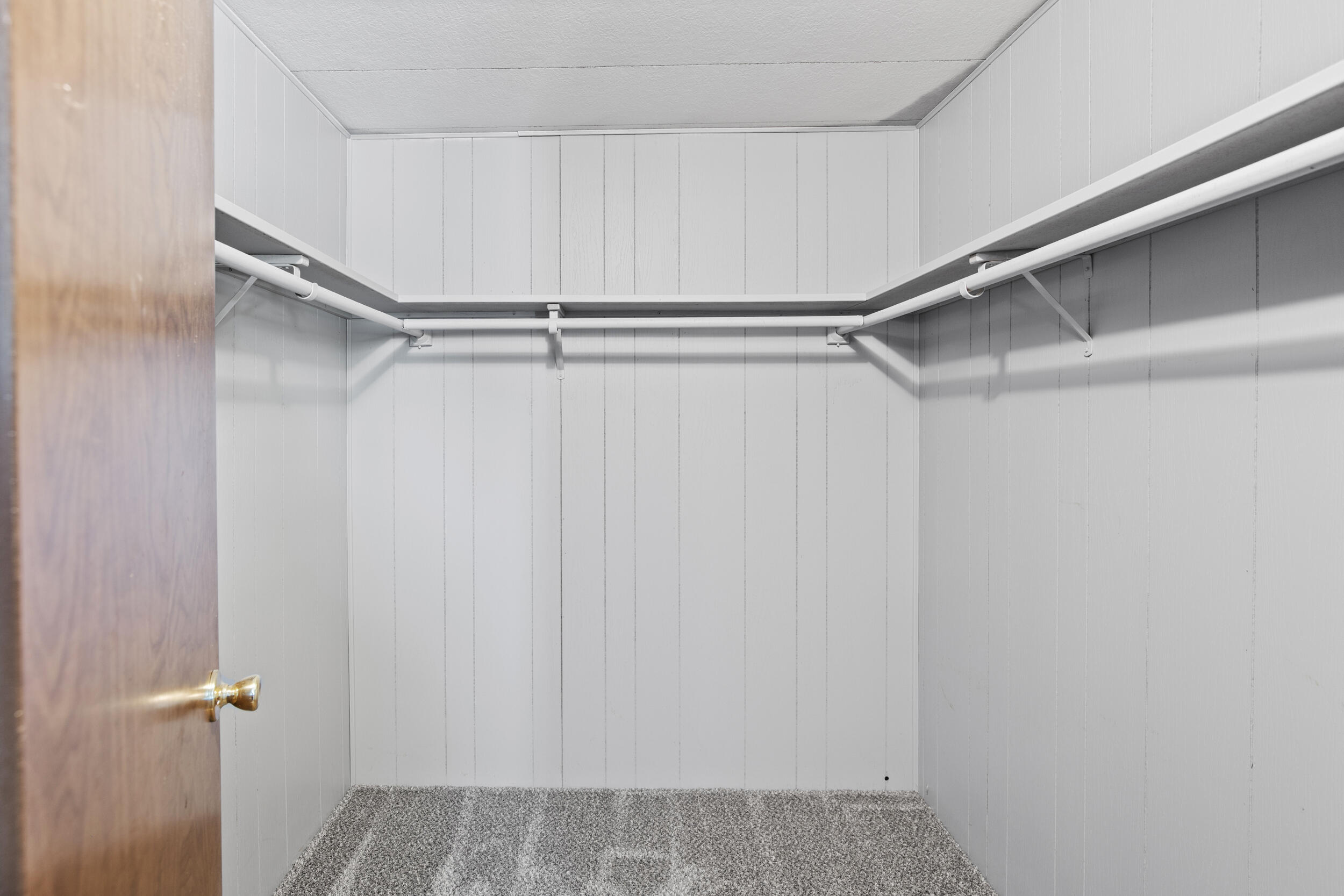 Rogue Lea Estates - Residential