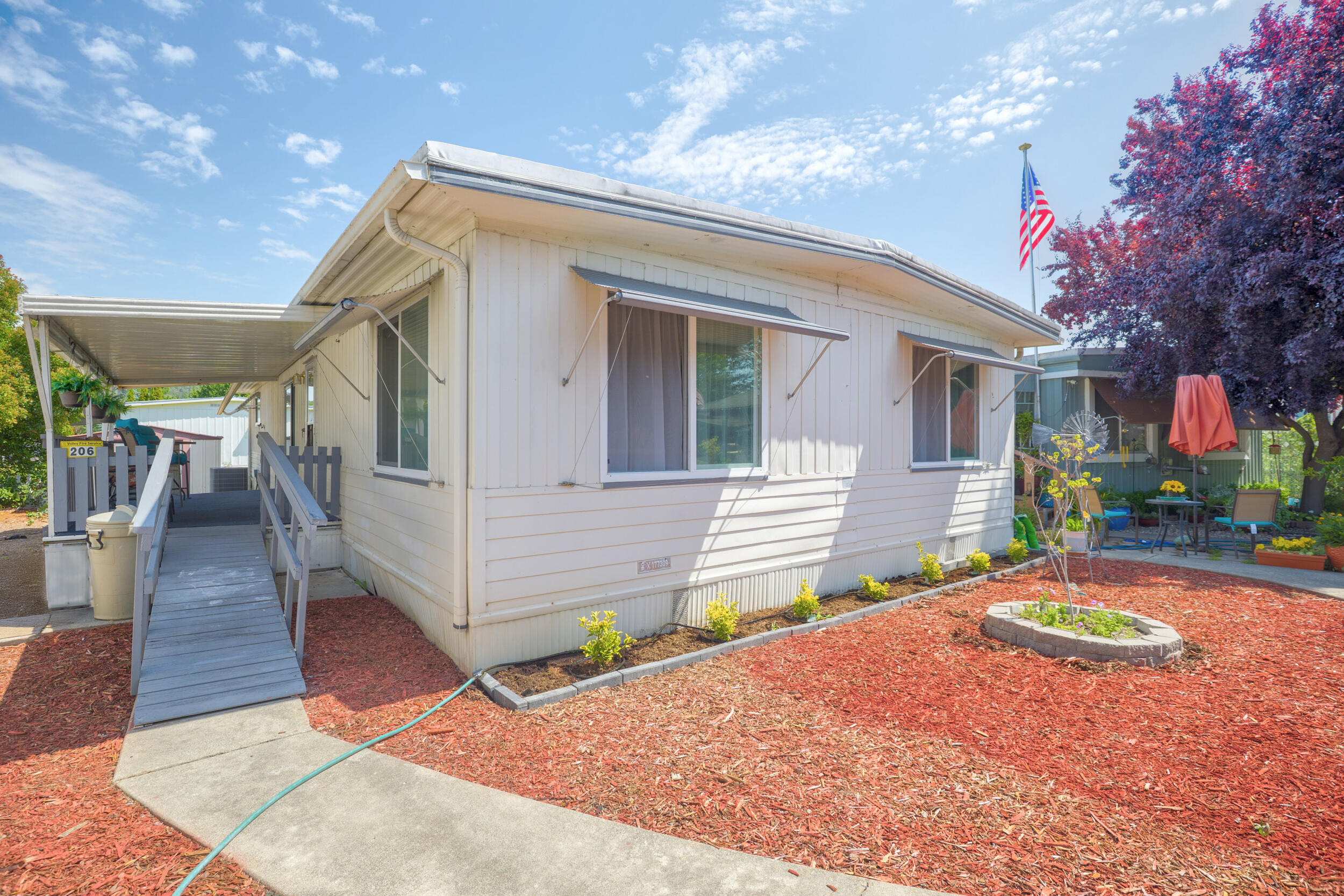 Rogue Lea Estates - Residential