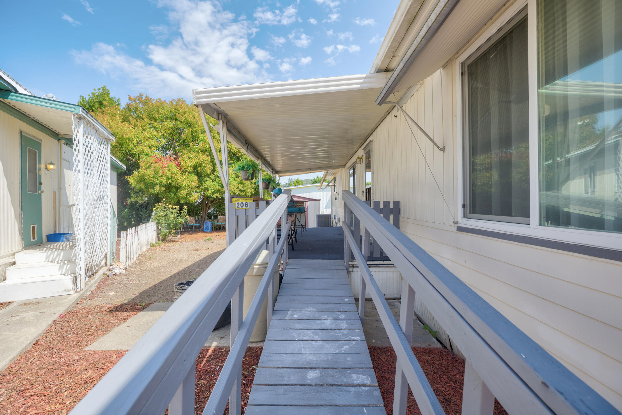 Rogue Lea Estates - Residential